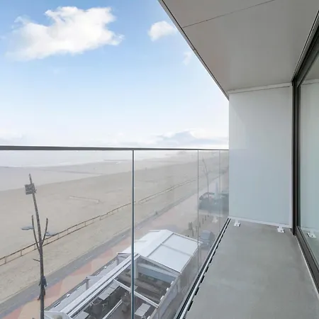 Flat In With Stunning Sea Views * Blankenberge